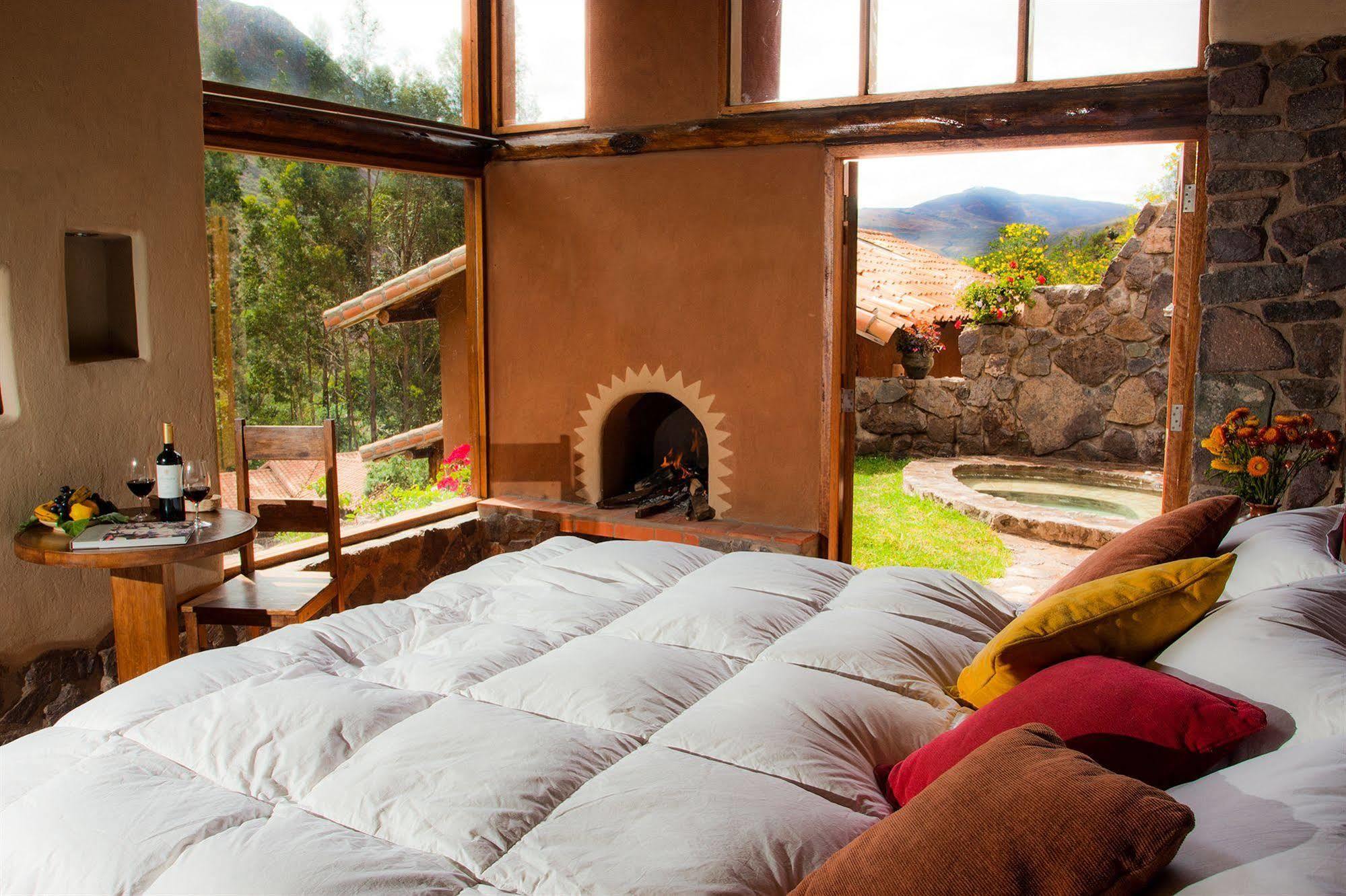 Sacred Dreams Lodge Urubamba Exterior photo